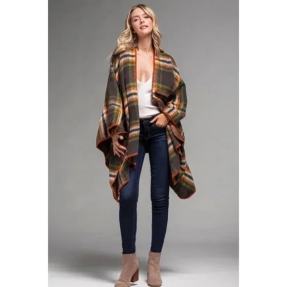 Olive Plaid Pattern Whip Stitch Knit Open Ruana Poncho Wrap One Size - Picture 1 of 6